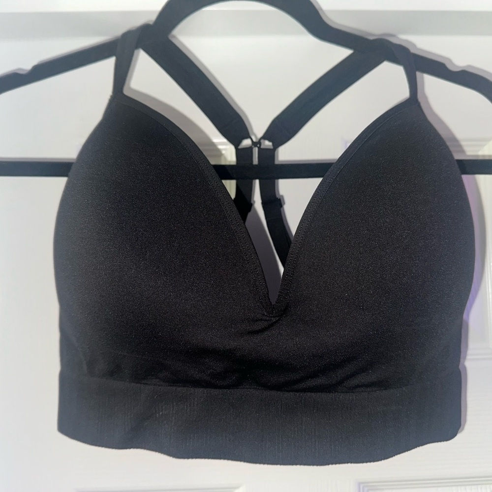 Black Athleta lightly padded sports bra
